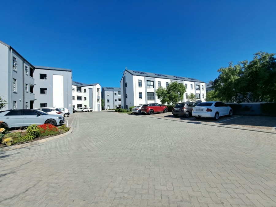 2 Bedroom Property for Sale in Devon Park Western Cape